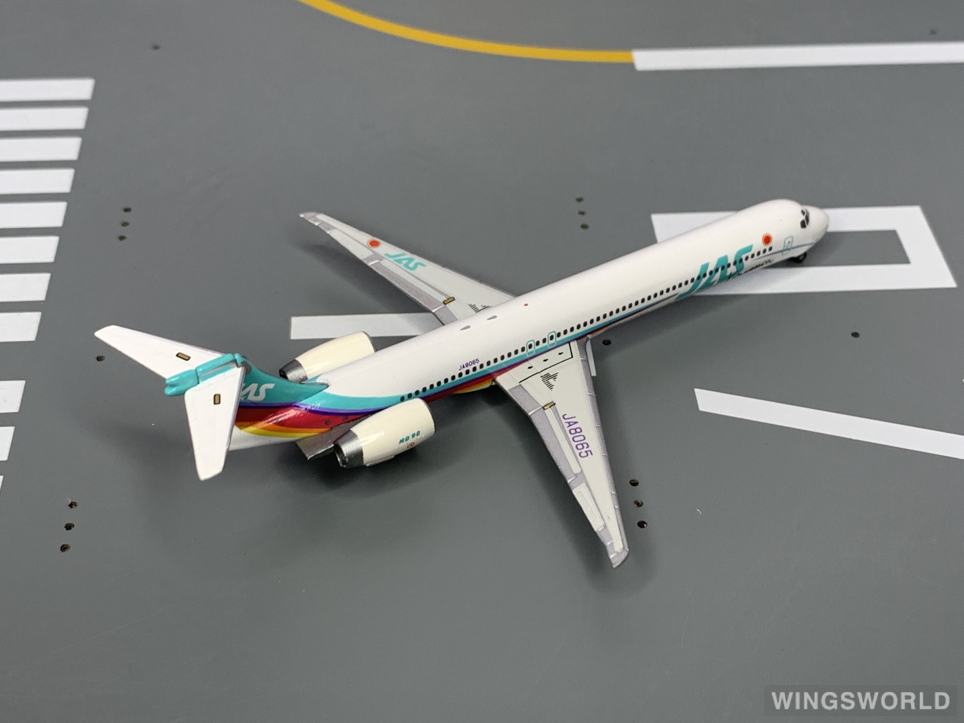 Phoenix 1:400 PH10044 JAS 日本佳速航空 McDonnell Douglas MD-90 JA8065