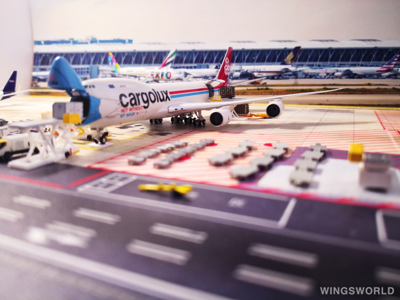 Geminijets 1:400 GJCLX1954 Cargolux 卢森堡货运航空 Boeing 747-8F LX-VCF