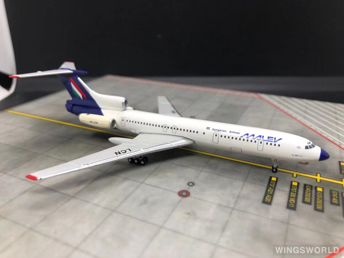 Geminijets 1:400 GJMAH449 Malév 匈牙利航空 Tupolev Tu-154 HA-LCN