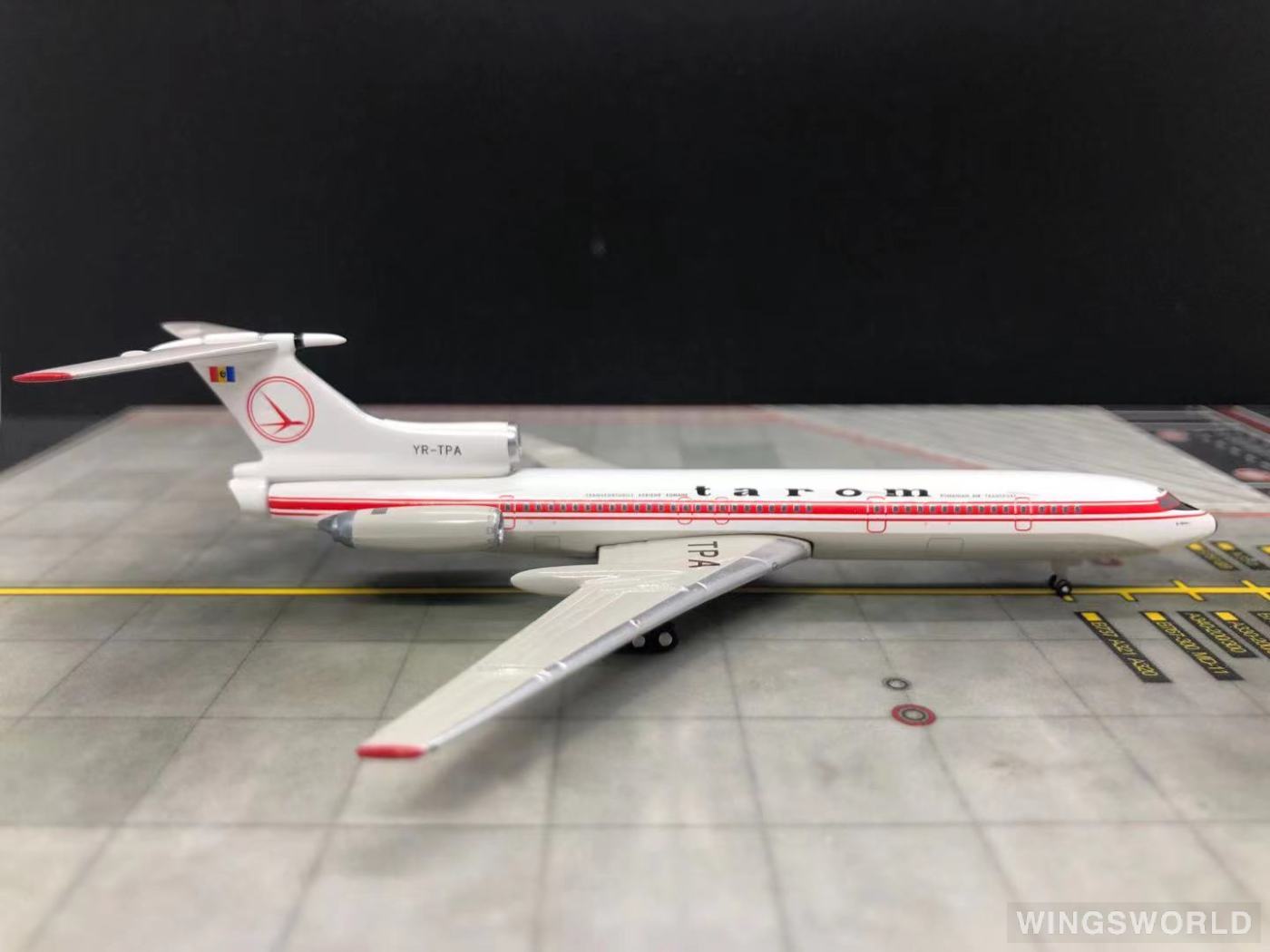 Phoenix 1:400 PHYRTPA Tarom 罗马尼亚航空 Tupolev Tu-154 YR-TPA