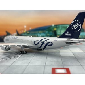 China Southern 中国南方航空 Airbus A330-200 B-6528 Skyteam AV4077 Aviation400 1:400