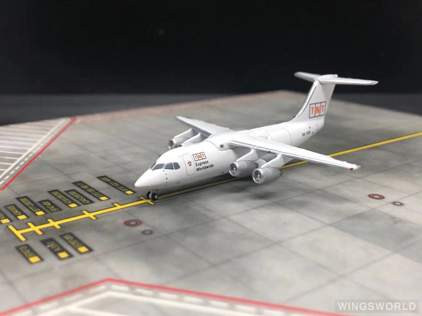Jet-X 1:400 JX382 TNT 天地 BAe 146 OO-TAW