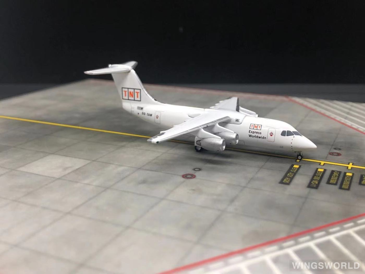 Jet-X 1:400 JX382 TNT 天地 BAe 146 OO-TAW