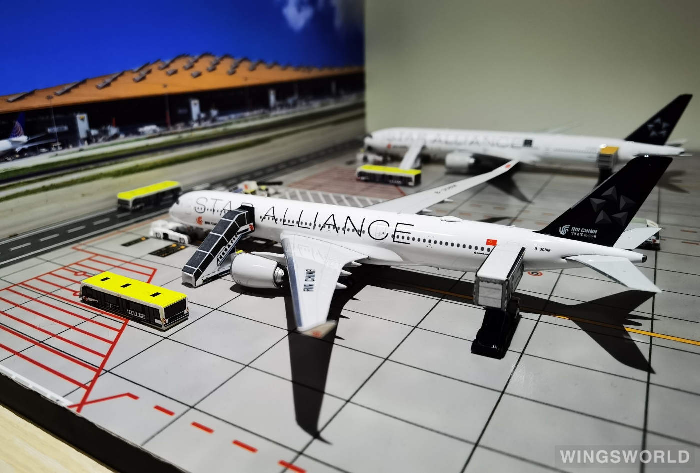 Phoenix 1:400 PH11544 Air China 中国国际航空 Airbus A350-900 B-308M