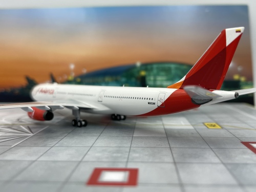 Avianca 哥伦比亚航空 Airbus A330-300 N803AV  19015 Pandamodel 1:400