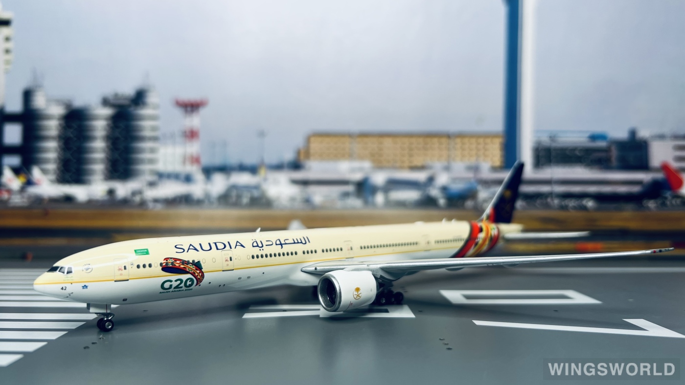 Phoenix 1:400 PH04404 Saudia 沙特阿拉伯航空 Boeing 777-300ER HZ-AK42