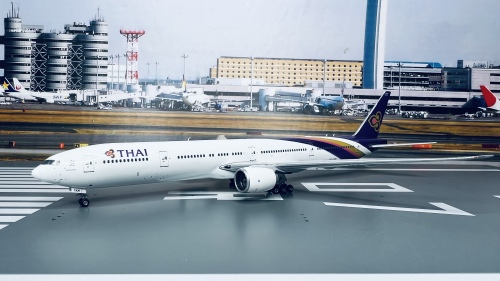 Phoenix 1:400 Boeing 777-300 Thai Airways 泰国国际航空