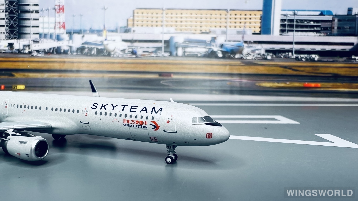 HYJLwings 1:400 HYJL81074 China Eastern 中国东方航空 Airbus A321 B-8977