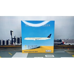 Saudia 沙特阿拉伯航空 Boeing 777-300ER HZ-AK44  PH11696 Phoenix 1:400