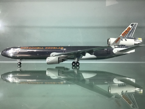 航空機・ヘリコプター JC Wings 1:200 MD-11 N111MD JC Wings 1:200 MD-11 N111MD