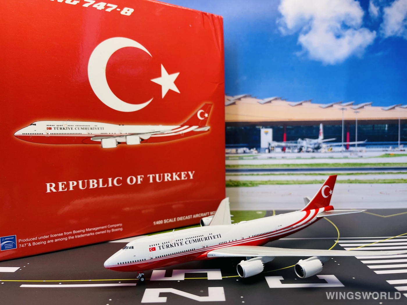 JC Wings 1:400 LH4132 Turkish Airlines 土耳其航空 Boeing 747-8i TC-TRK