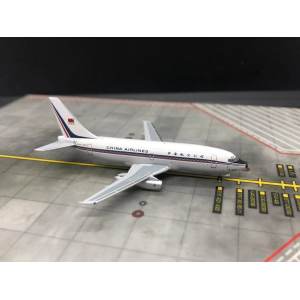 China Airlines 中华航空 Boeing 737-200 B-1878 1980s colors. With rolling gears. AC4B1878 AeroClassics 1:400