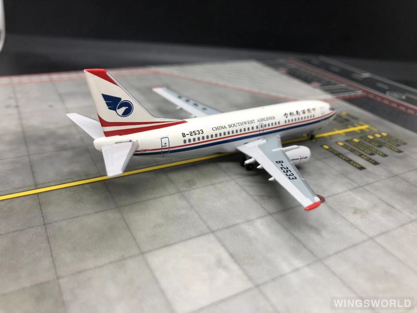 AeroClassics 1:400 ACB2533 China Southwest Airlines 中国西南航空 Boeing 737-300 B-2533
