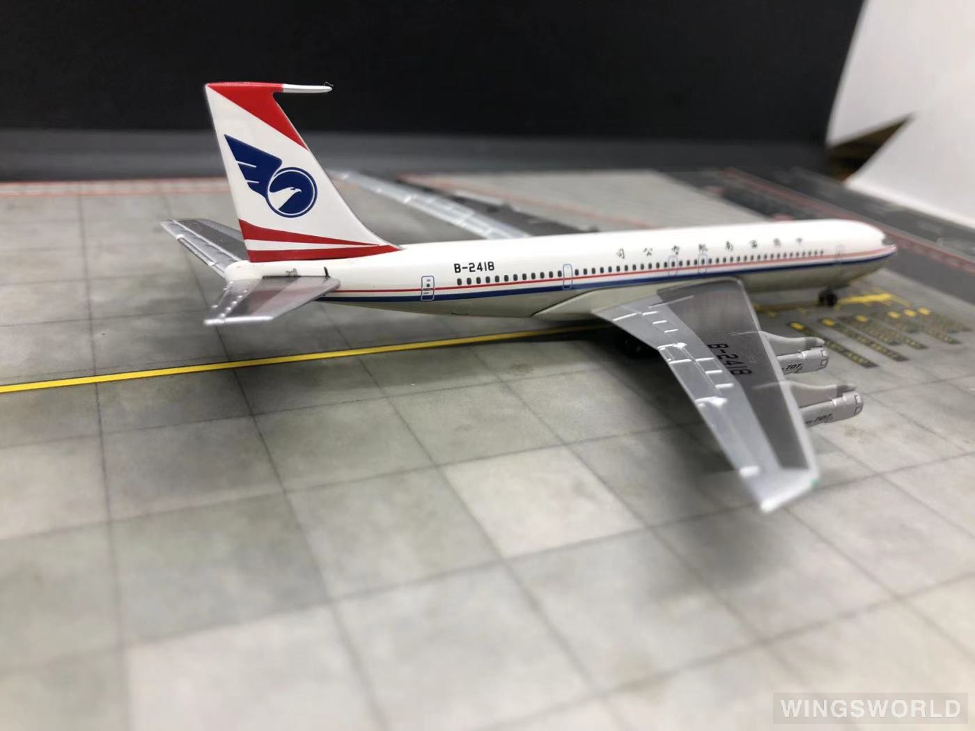 AeroClassics 1:400 ACB2418 China Southwest Airlines 中国西南航空 Boeing 707-300 B-2418
