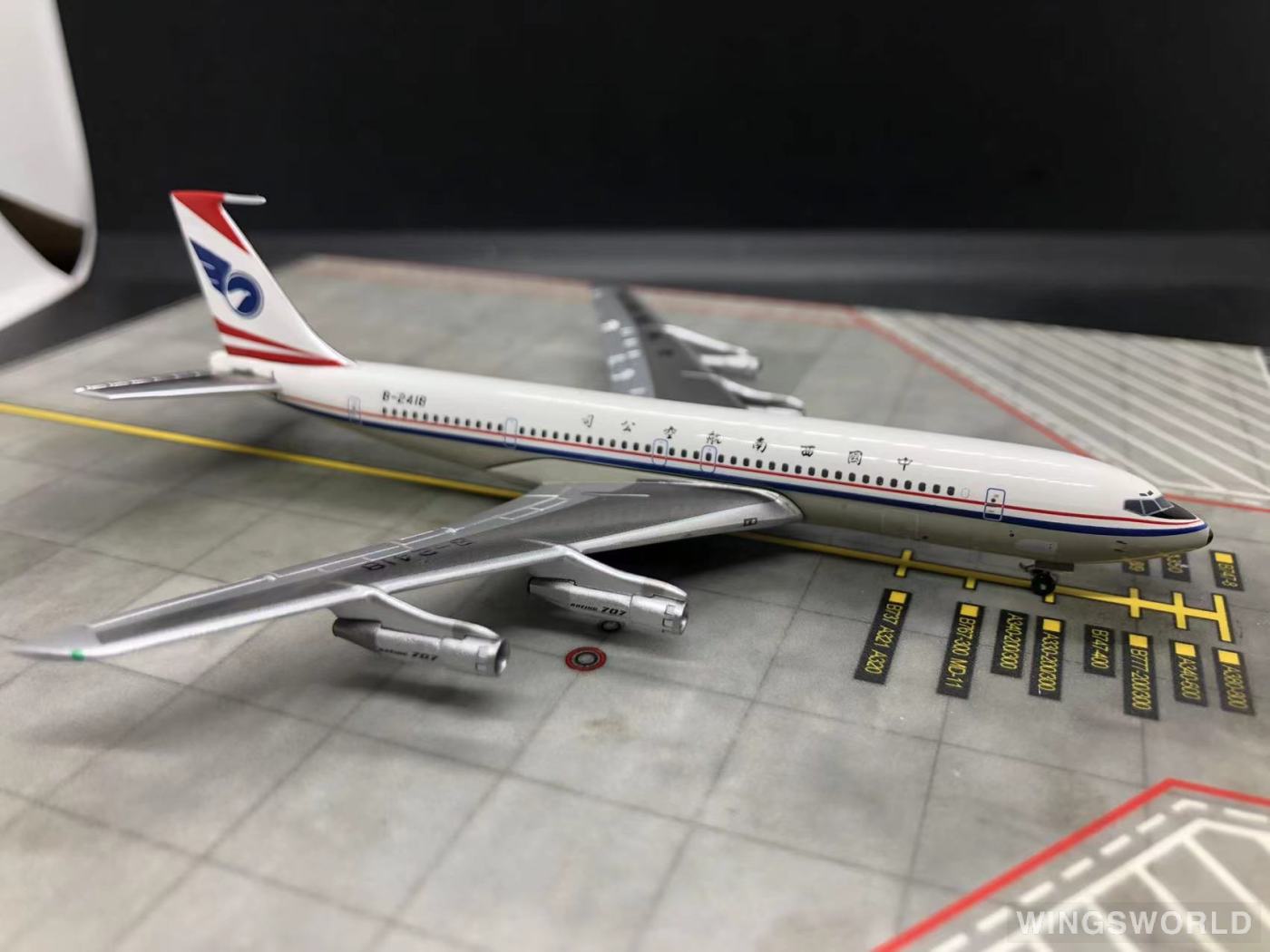 AeroClassics 1:400 ACB2418 China Southwest Airlines 中国西南航空 Boeing 707-300 B-2418
