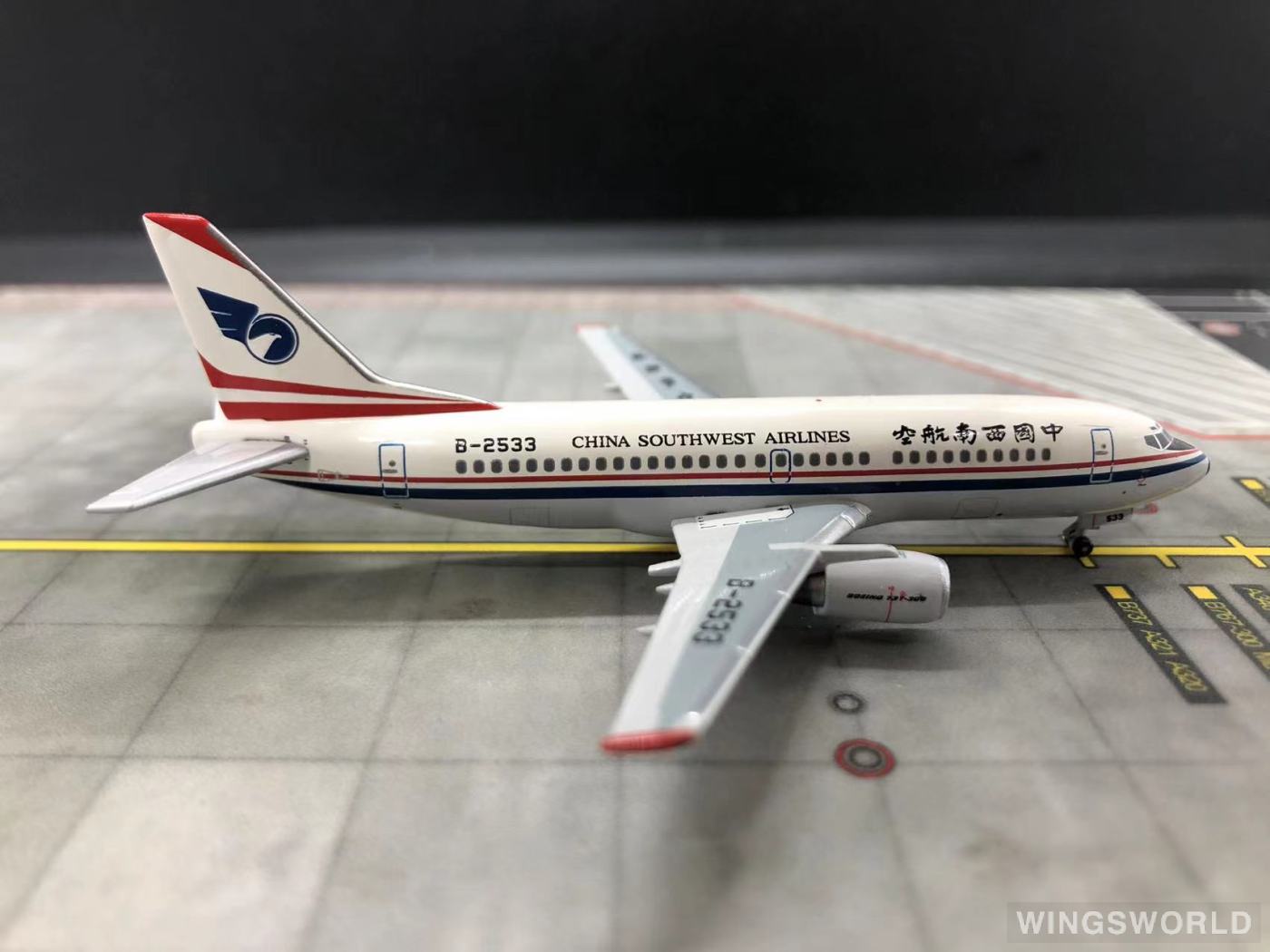 AeroClassics 1:400 ACB2533 China Southwest Airlines 中国西南航空 Boeing 737-300 B-2533