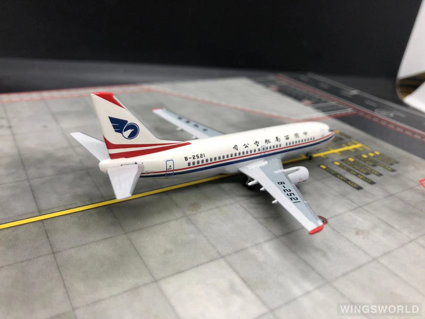 AeroClassics 1:400 ACB2521 China Southwest Airlines 中国西南航空 Boeing 737-300 B-2521