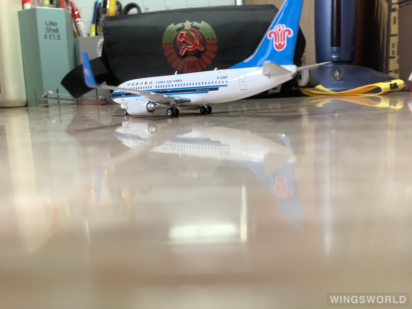 Phoenix 1:400 PH11131 China Southern 中国南方航空 Boeing 737-700 B-5283
