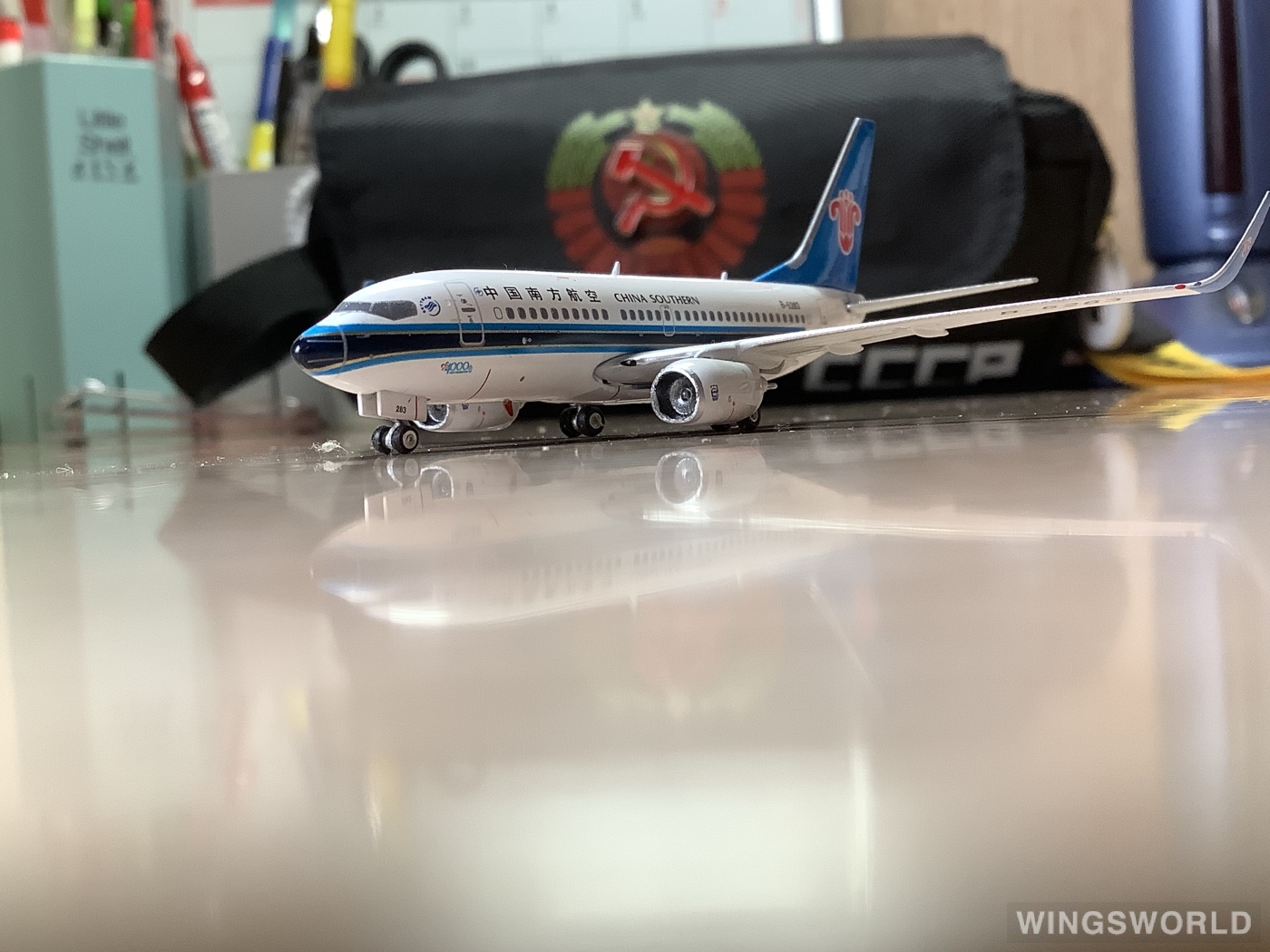 Phoenix 1:400 PH11131 China Southern 中国南方航空 Boeing 737-700 B-5283