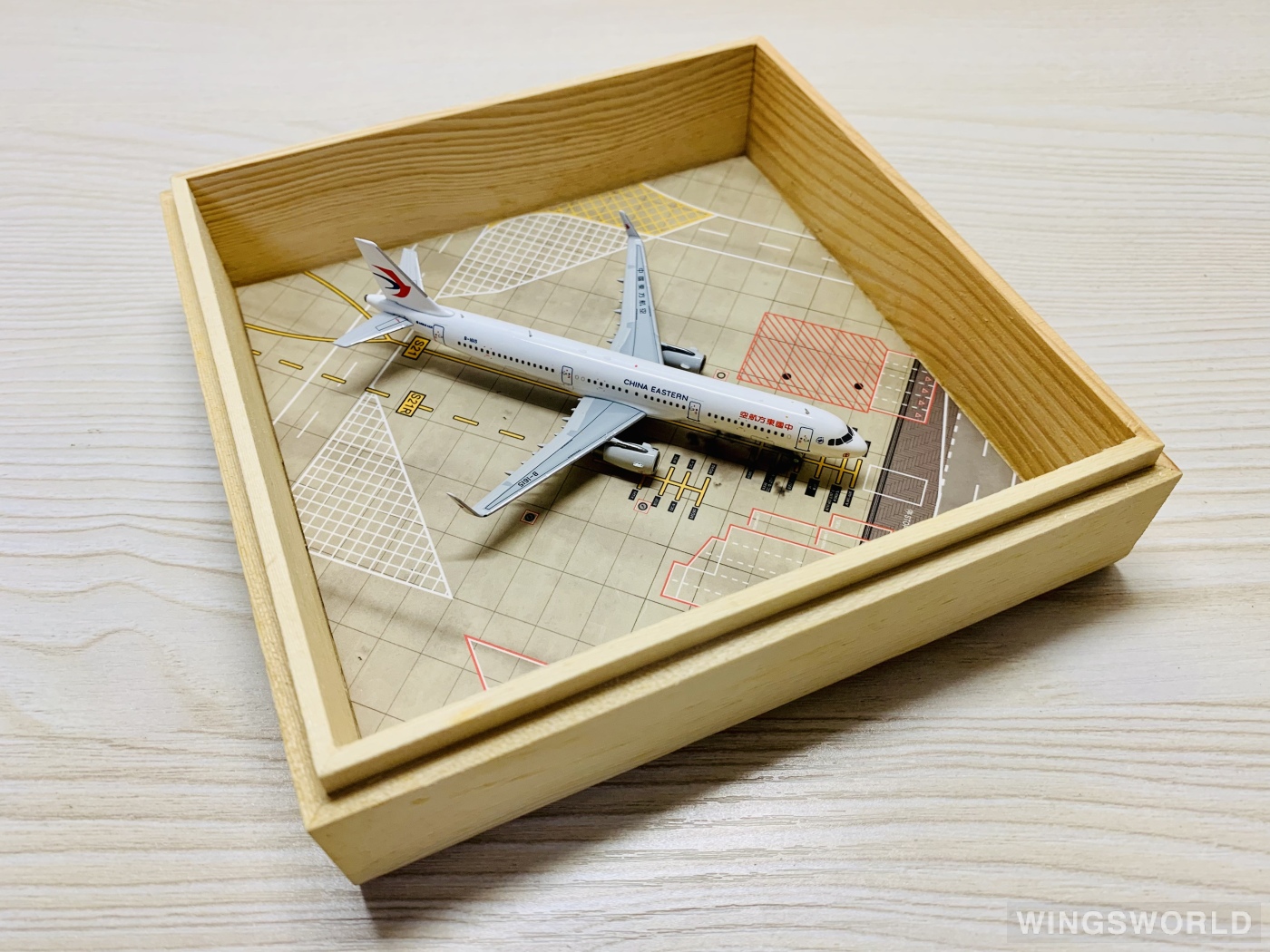 HYJLwings 1:400 HYJL81021 China Eastern 中国东方航空 Airbus A321 B-1615