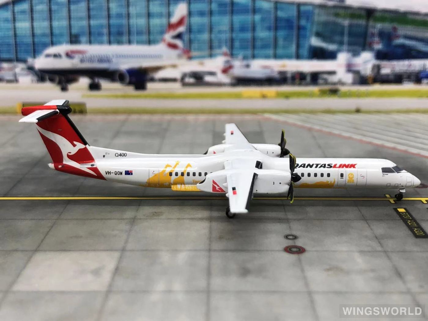 Geminijets 1:400 GJQFA1043 QantasLink 澳洲连线航空 Bombardier Dash 8-400 VH-QOW