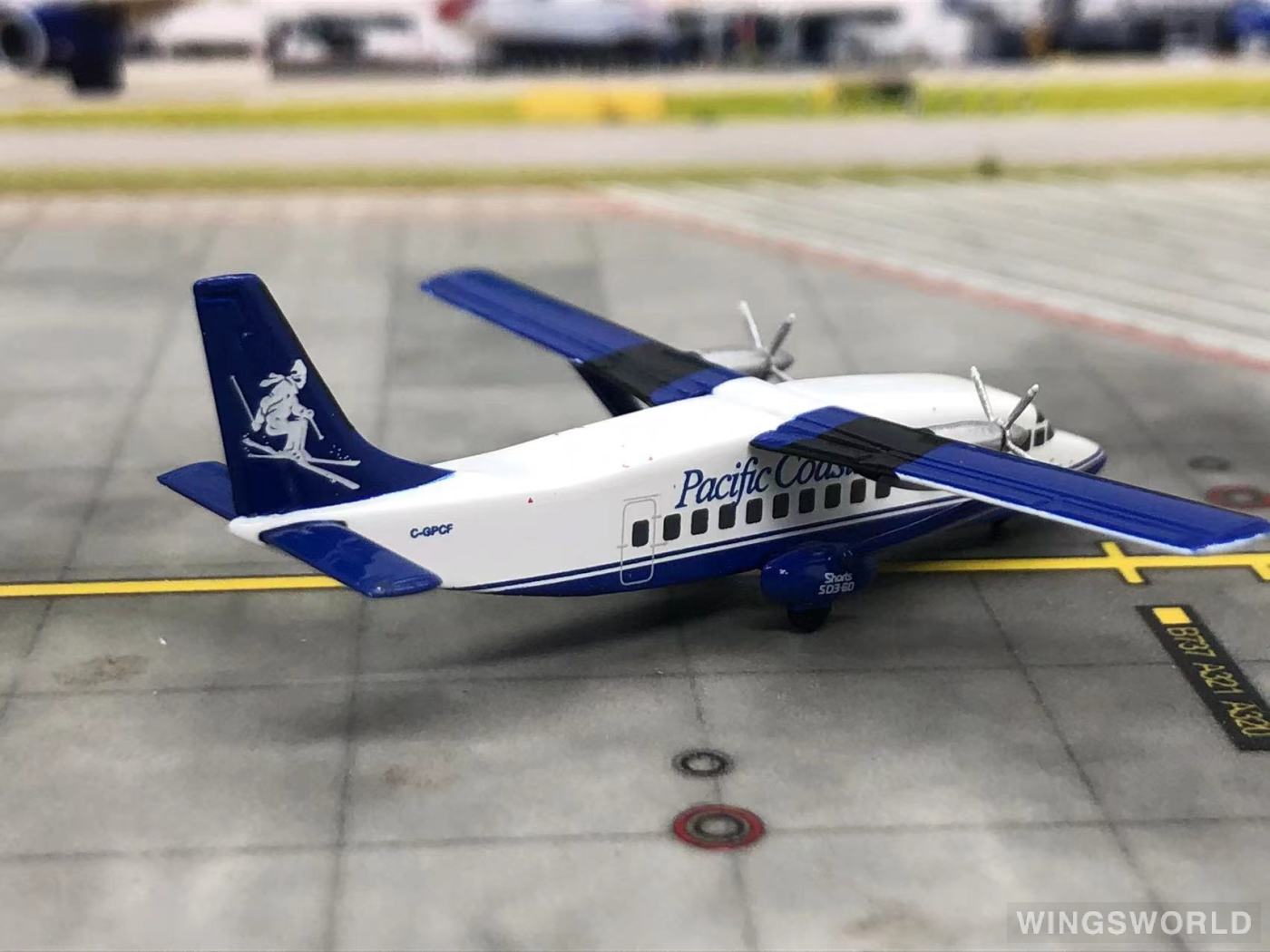 Geminijets 1:400 GJPCO1064 Pacific Coastal Airlines Short 360 C-GPCF