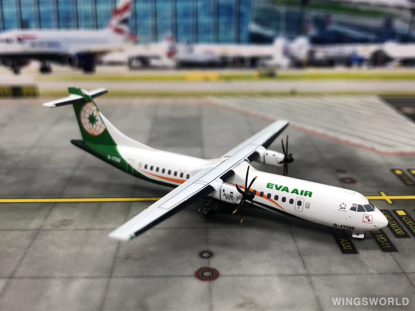 JC Wings 1:400 LH4016 EVA Air 长荣航空 ATR 72 B-17016