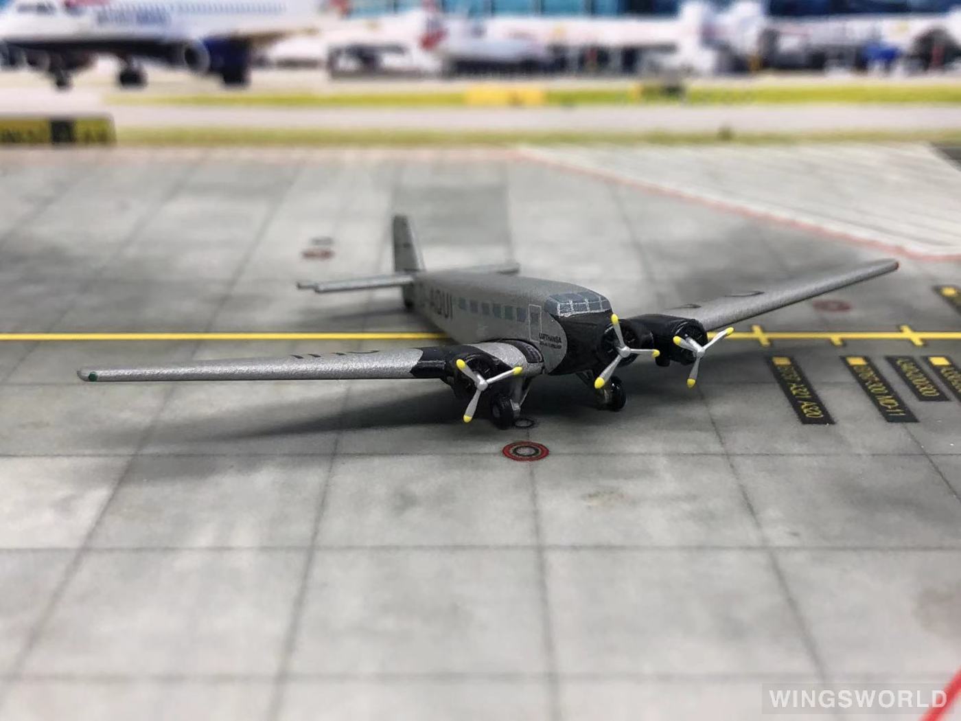 Herpa 1:400 561570 Lufthansa 汉莎航空 Junkers Ju 52 D-CDLH