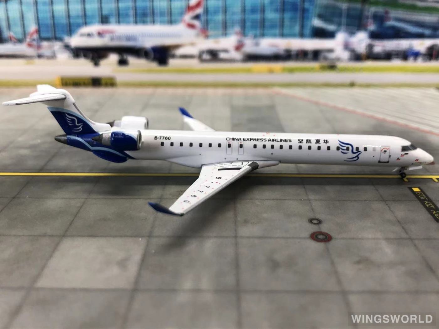 JC Wings 1:400 KD4083 China Express Airlines 华夏航空 Bombardier CRJ900 B-7760