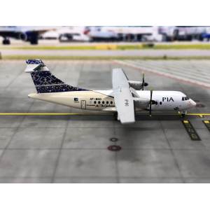 PIA 巴基斯坦航空 ATR 42 AP-BHO  JC4165 JC Wings 1:400