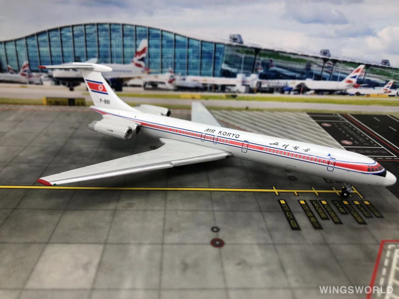 Geminijets 1:400 Ilyushin Il-62 Air Koryo 朝鲜高丽航空GJKOR663 P 