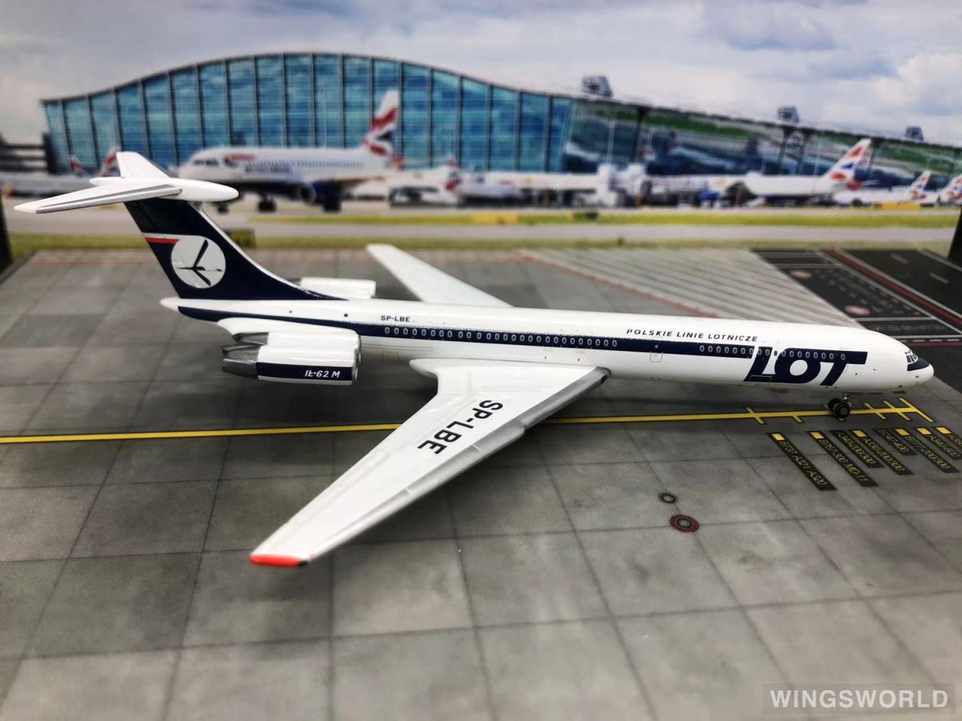 Geminijets 1:400 GJLOT1078 LOT 波兰航空 Ilyushin Il-62 SP-LBE