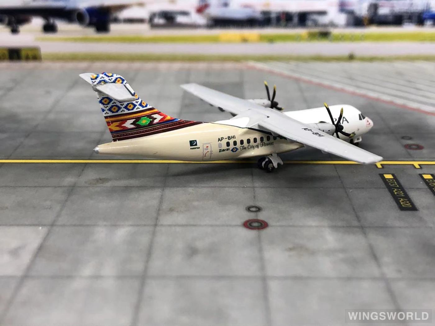 JC Wings 1:400 JC4161 PIA 巴基斯坦航空 ATR 42 AP-BHI