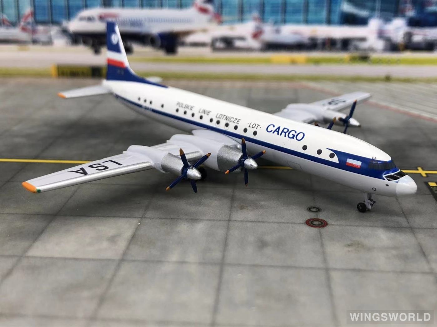 AeroClassics 1:400 AC4SPLSA LOT 波兰航空 Ilyushin Il-18 SP-LSA