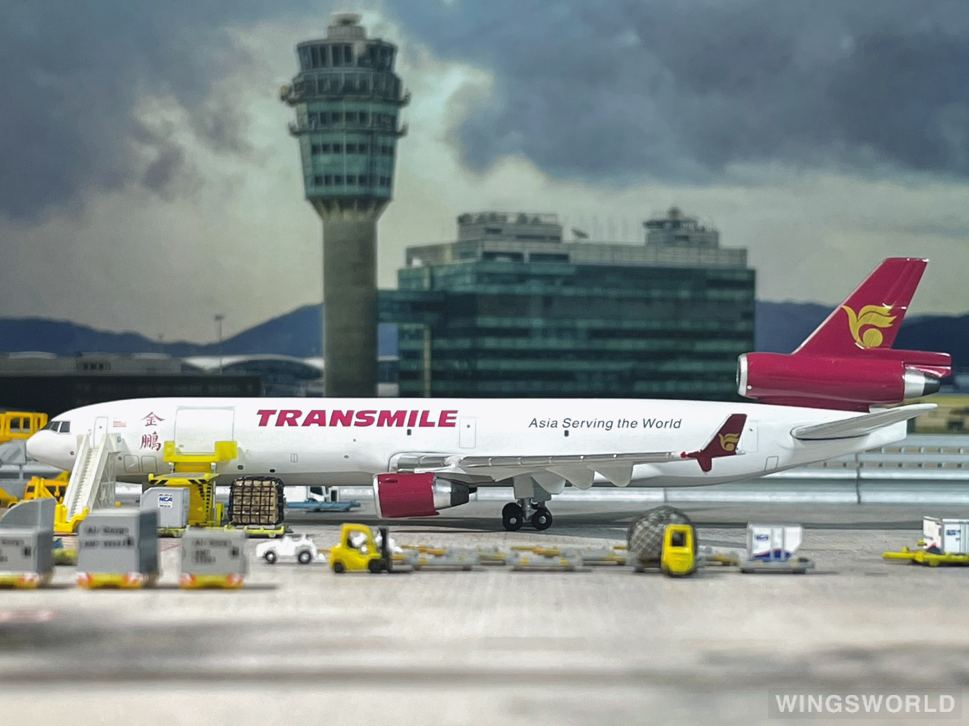 Geminijets 1:400 GJTSE739 Suparna Airlines 金鹏航空 McDonnell Douglas MD-11 9M-TGP