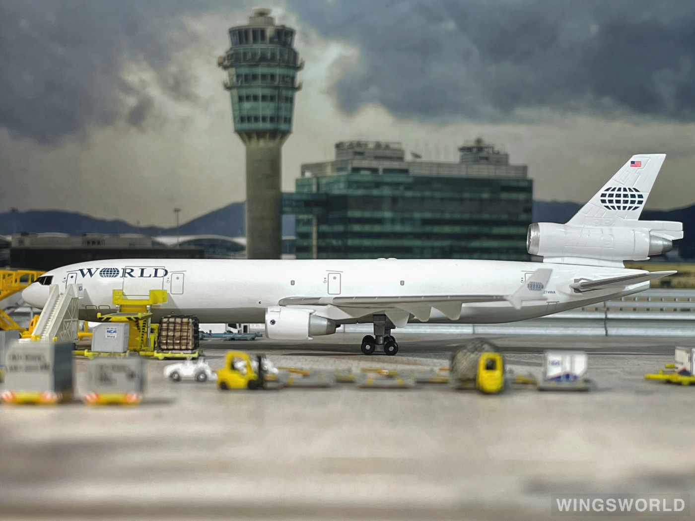 Jet-X 1:400 JX060 World Airways McDonnell Douglas MD-11 N274WA