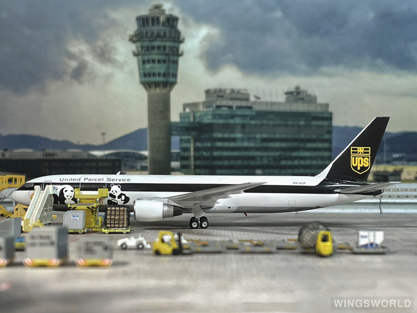 Phoenix 1:400 PH04209 UPS 联合包裹公司 Boeing 767-300 N315UP