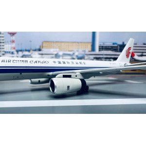 Air China Cargo 中国国际货运航空 Tupolev Tu-204 B-2871  NG40002 NGmodels 1:400
