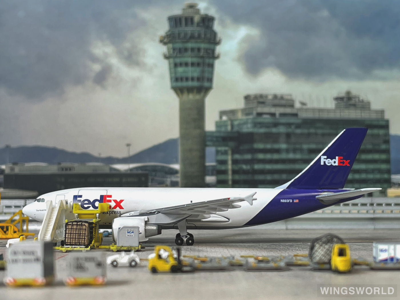 AeroClassics 1:400 AC419711B FedEx 联邦快递 Airbus A310-200 N803FD