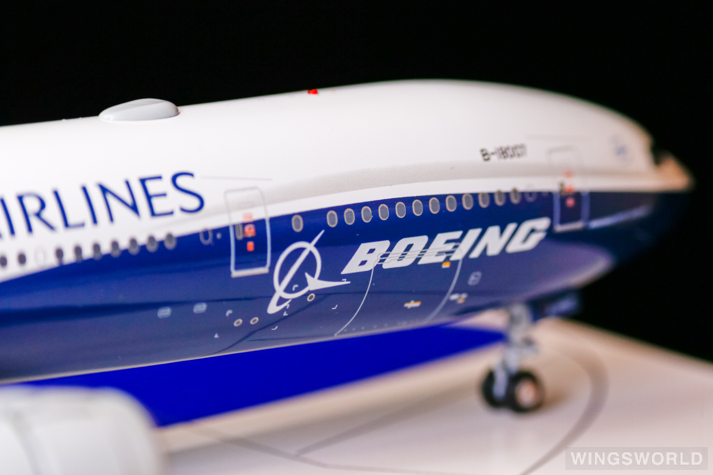 ALBATROS 1:200 ALB2CI77WE China Airlines 中华航空 Boeing 777-300ER B-18007