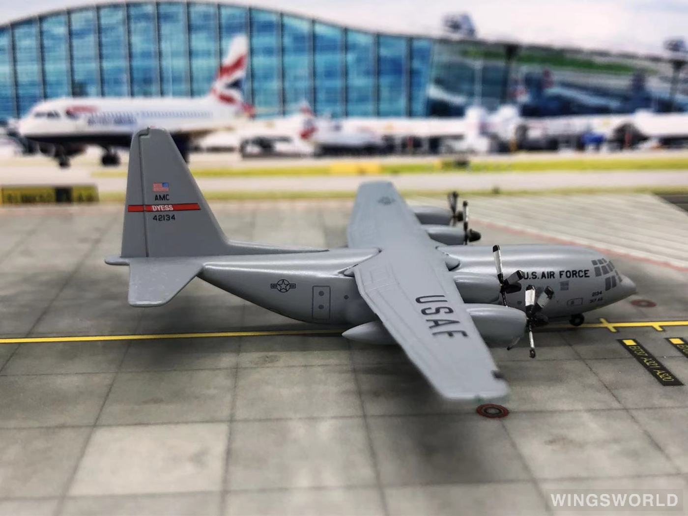 Geminijets 1:400 GMUSA007 USAF 美国空军 Lockheed C-130 Hercules 42134