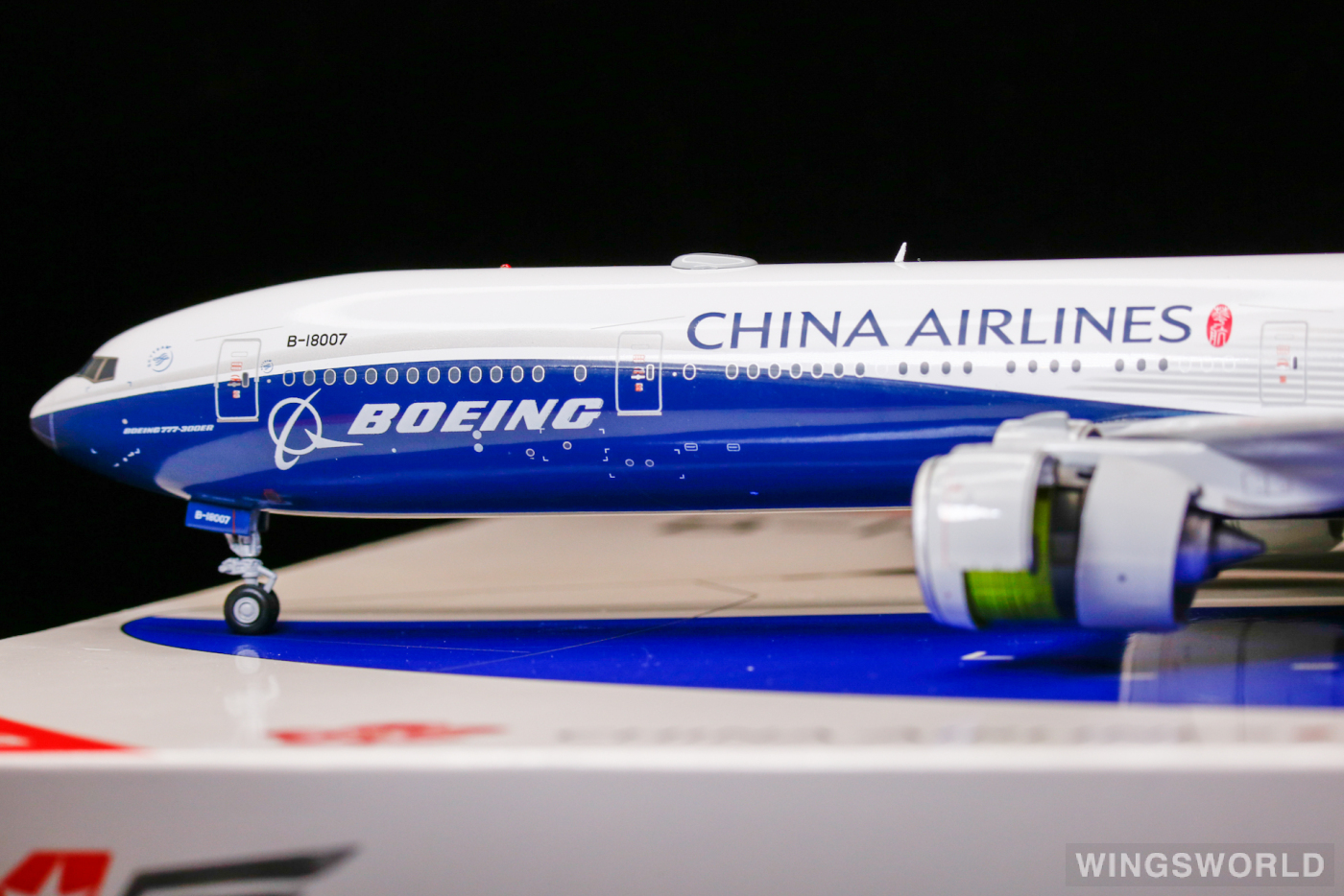 ALBATROS 1:200 ALB2CI77WE China Airlines 中华航空 Boeing 777-300ER B-18007