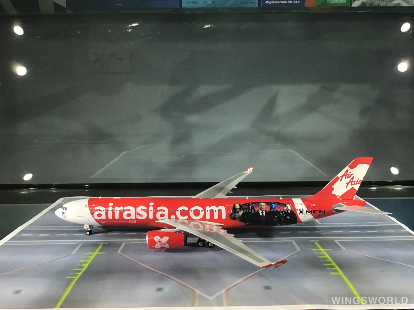 Phoenix 1:200 EA100041 AirAsia 亚洲航空 Airbus A330-300 9M-XXU