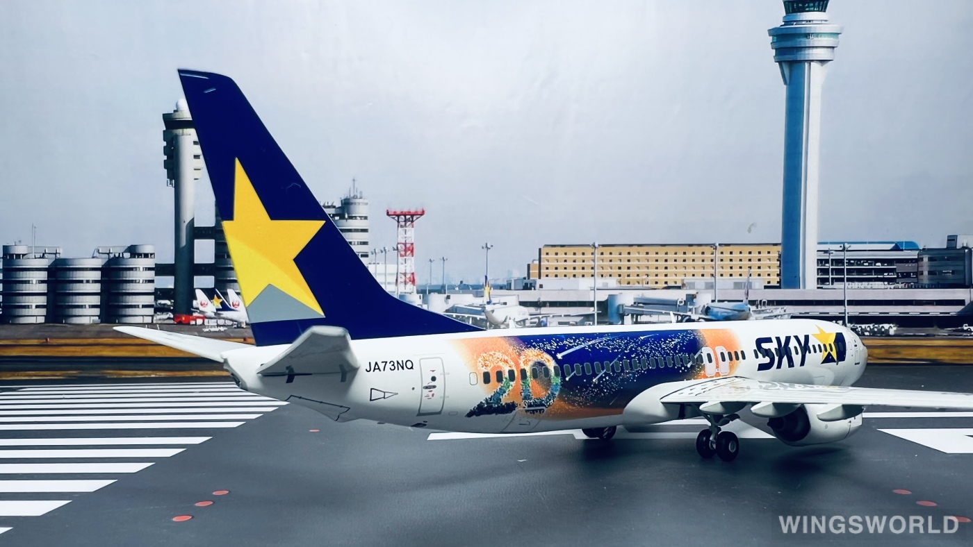 JC Wings 1:200 Boeing 737-800 Skymark Airlines 天马航空EW2738011