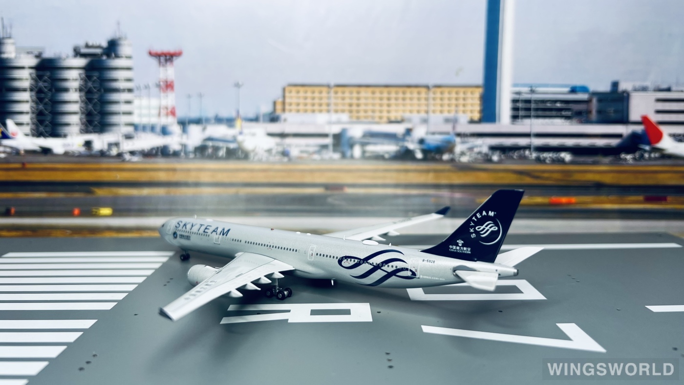Aviation400 1:400 AV4080 China Southern 中国南方航空 Airbus A330-300 B-5928