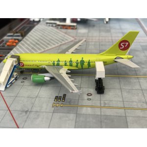 S7 Airlines 西伯利亚航空 Airbus A310-200 VP-BSZ  AC4VPBSZ AeroClassics 1:400