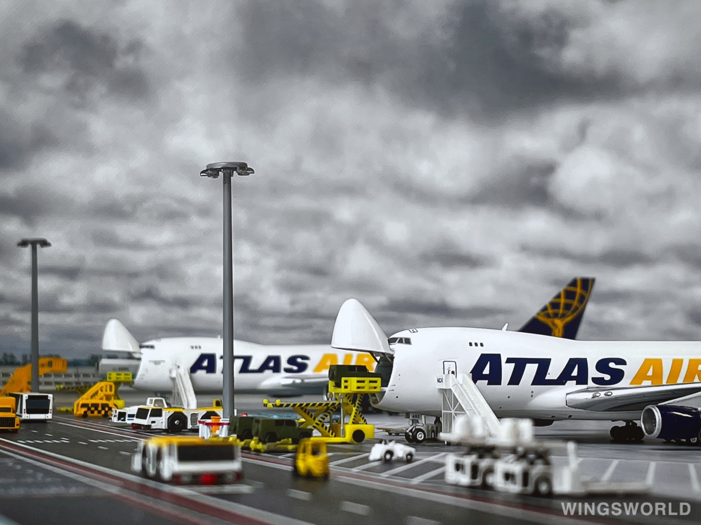 Geminijets 1:400 GJGTI2012 Atlas Air 阿特拉斯航空 Boeing 747-400 N492MC