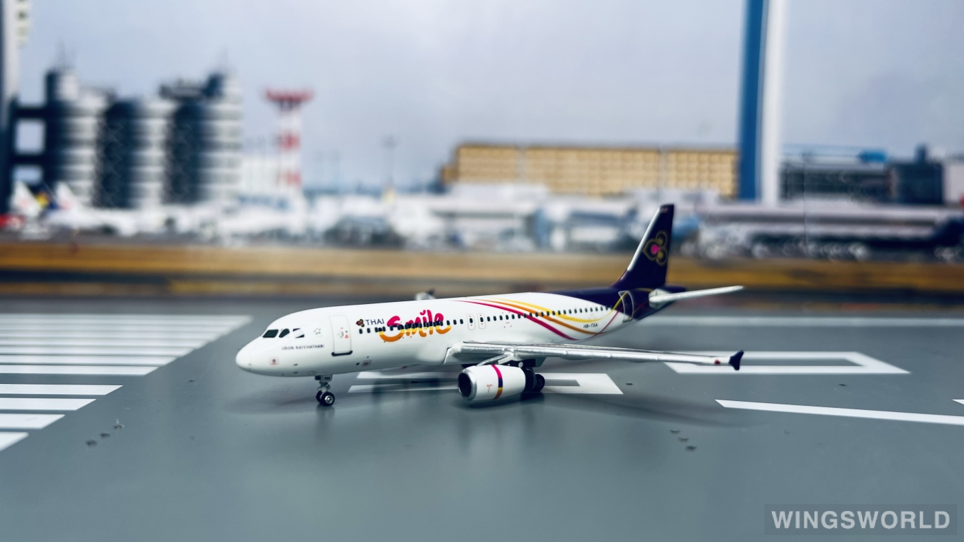 Phoenix 1:400 PH10667 Thai Airways 泰国国际航空 Airbus A320 HS-TXA