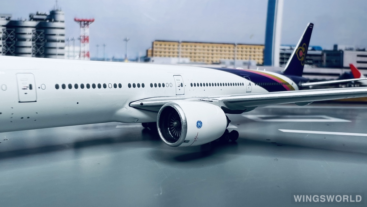 Phoenix 1:400 Boeing 777-300ER Thai Airways 泰国国际航空