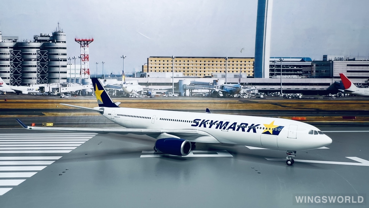 Geminijets 1:400 BC4006 Skymark Airlines 天马航空 Airbus A330-300 JA330B